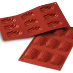 SF032 Madeleine silicone mould with nine shell-shaped cavities
