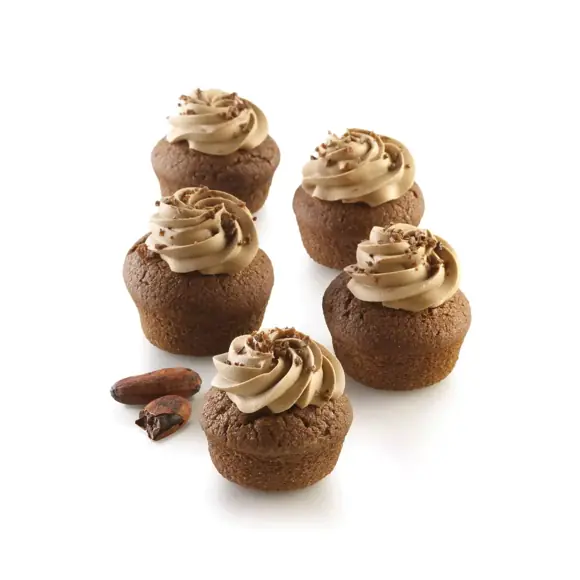 Five round chocolate mini cakes with piped cream made using the Silikomart Air Plus 18 mould