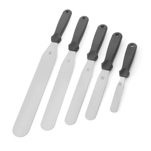 Five Silikomart straight pastry spatulas in different blade lengths